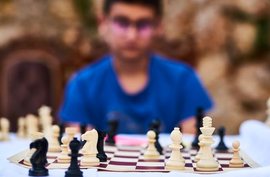game gian lận Debet