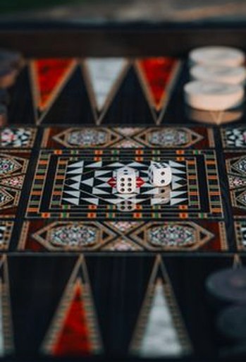game gian lận Debet